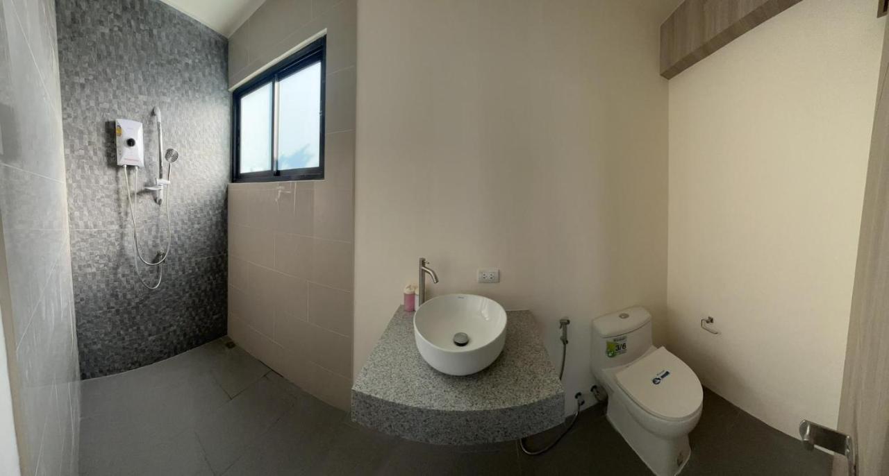 Bests Village & Villa - Chalong Bay Phuket Buitenkant foto